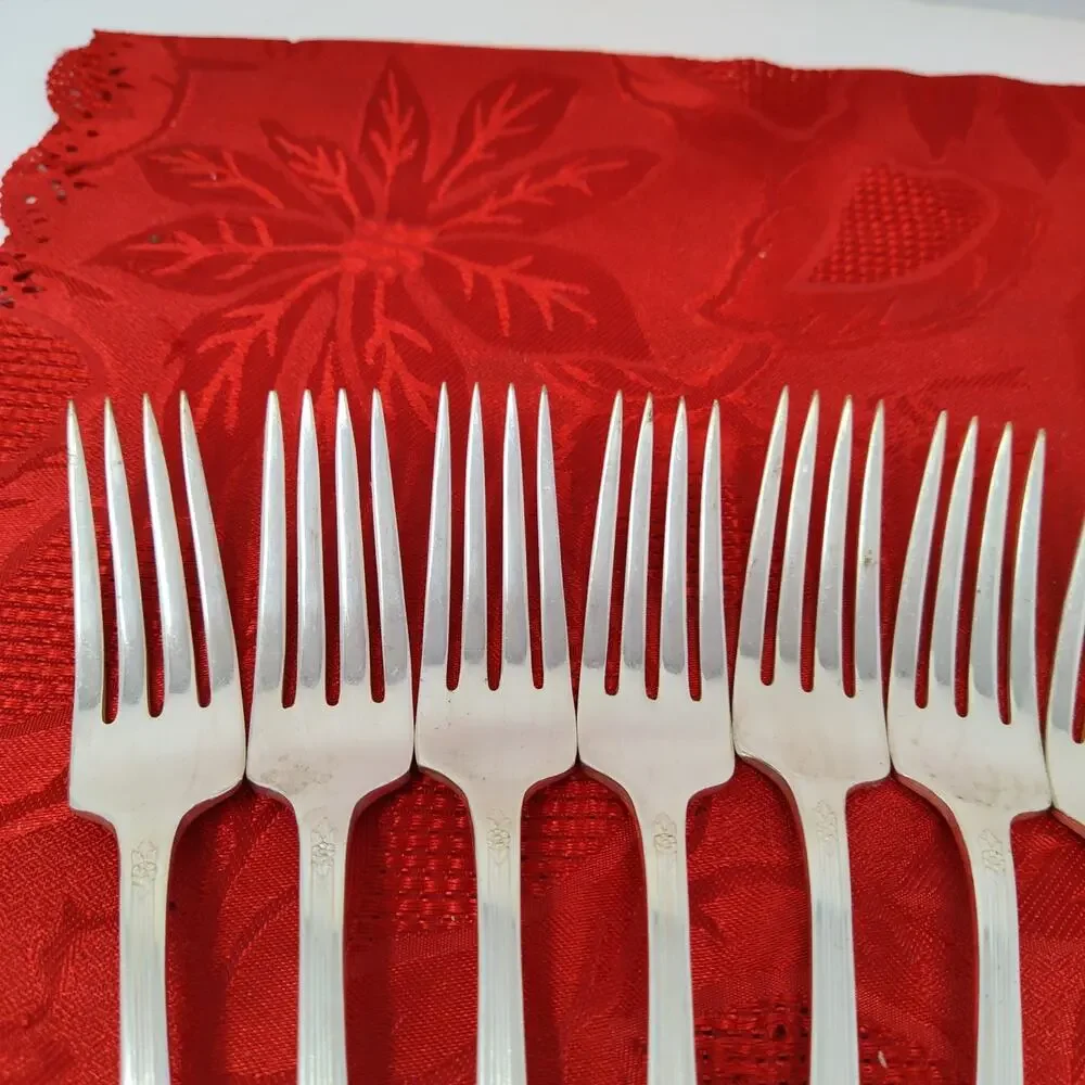 8X DF Dinner Forks WM Rogers International MARY LOU DEVONSHIRE Silverplate